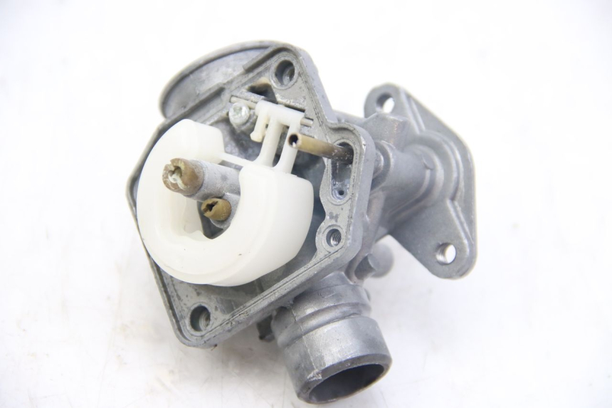 photo de GAŹNIK TNT MOTOR ROMA 12' 2T 50 (2007 - 2018) - Zbliżenie techniczne