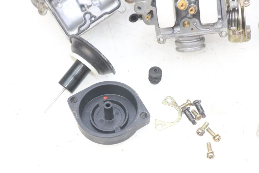 photo de GAŹNIK JM MOTORS SANTANA 50 (2014 - 2023) - Szczegóły charakterystyczne