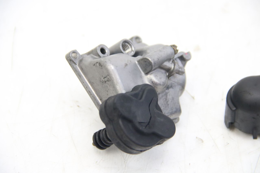 photo de GAŹNIK APRILIA SCARABEO 4T 50 (2009 - 2017) - Zoom jakości