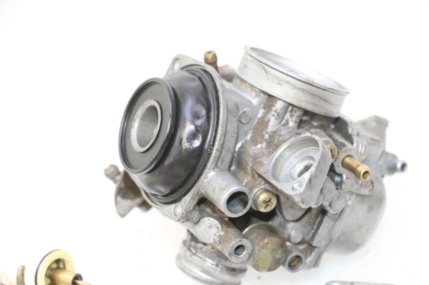 photo de GAŹNIK HONDA SCV LEAD 100 (2003 - 2007) - Oznaczenia i referencje