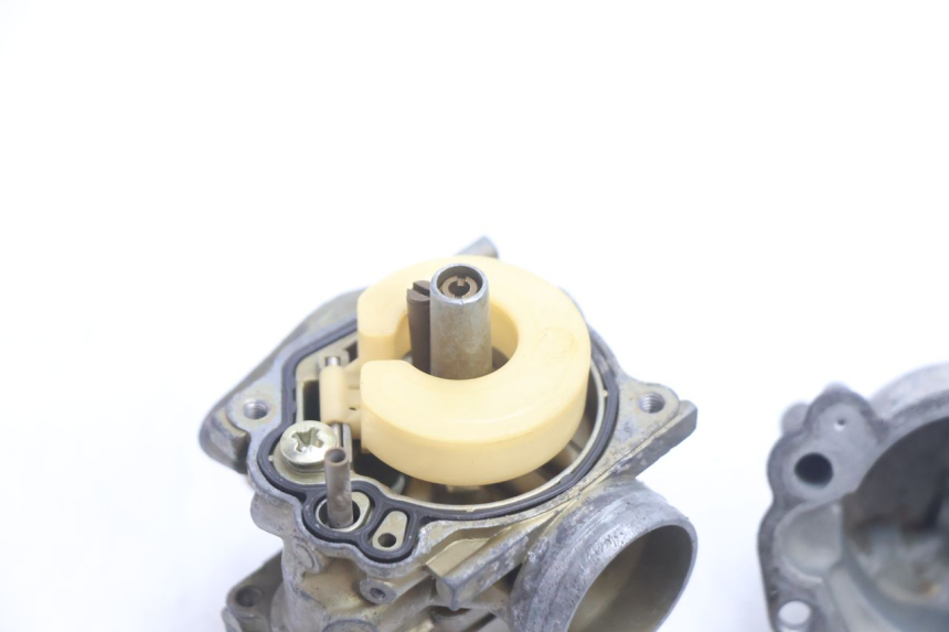 photo de GAŹNIK PEUGEOT SPEEDFIGHT 2 AC 50 (2000 - 2009) - Oznaczenia i referencje