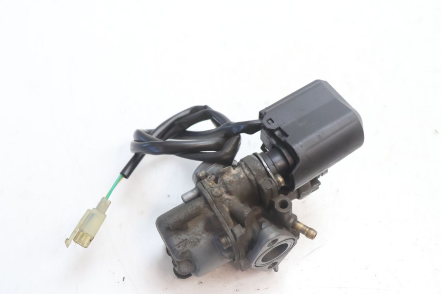 photo de GAŹNIK PEUGEOT SPEEDFIGHT LC 50 (1996 - 2002) - Zbliżenie techniczne