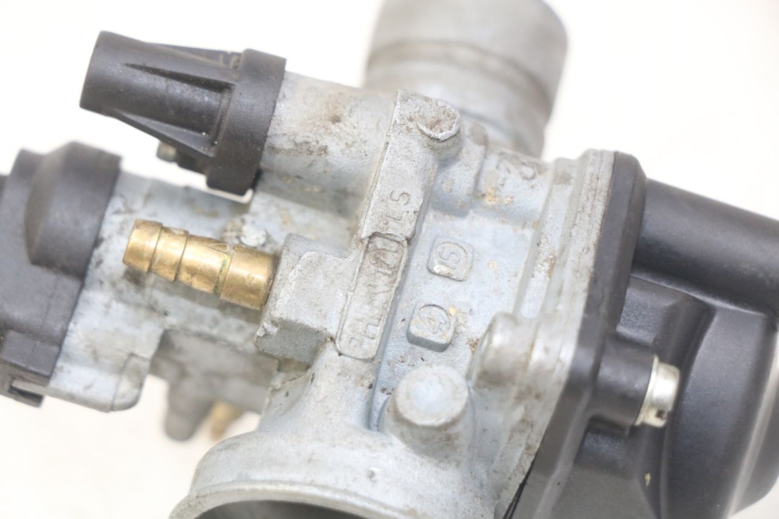 photo de GAŹNIK APRILIA SX 50 (2011 - 2017) - Inny kąt widzenia