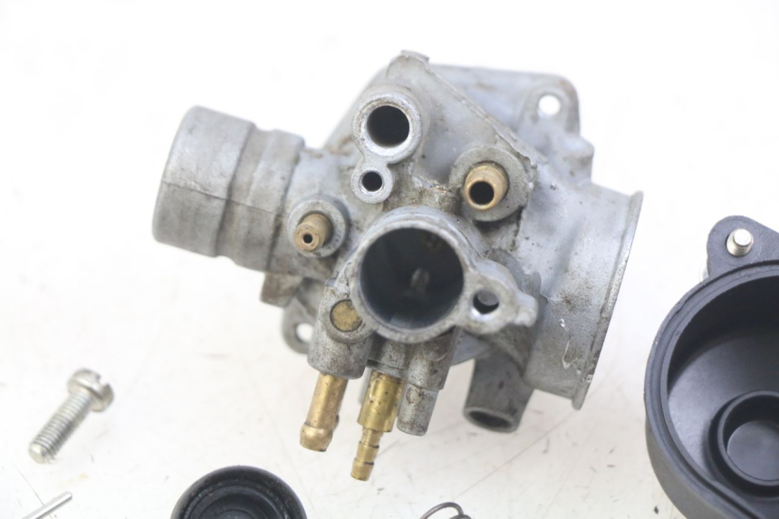 photo de GAŹNIK APRILIA SX 50 (2011 - 2017) - Stan powierzchni