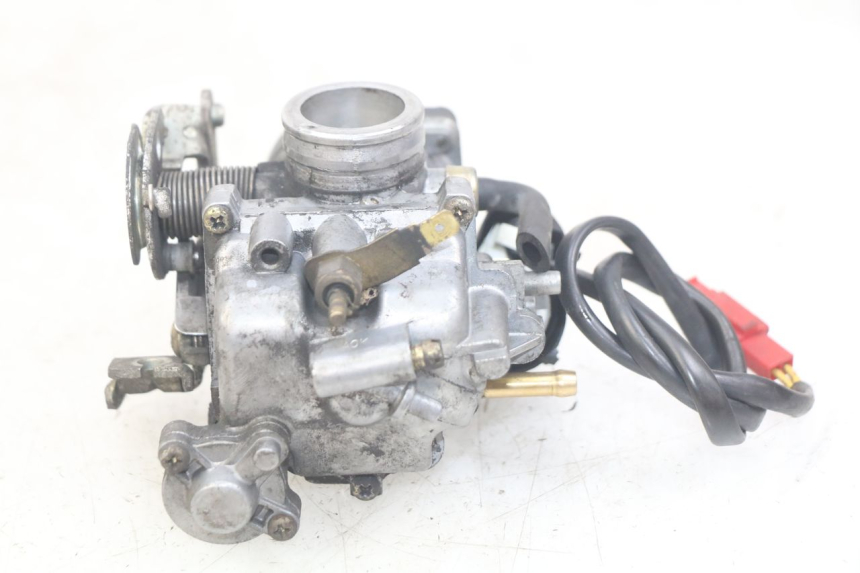 photo de GAŹNIK SUZUKI UH BURGMAN 125 (2002 - 2006) - Zbliżenie techniczne