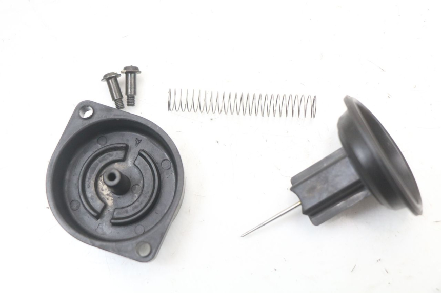 photo de GAŹNIK BEELINE VELOCE 4T 50 (2011 - 2020) - Oznaczenia i referencje