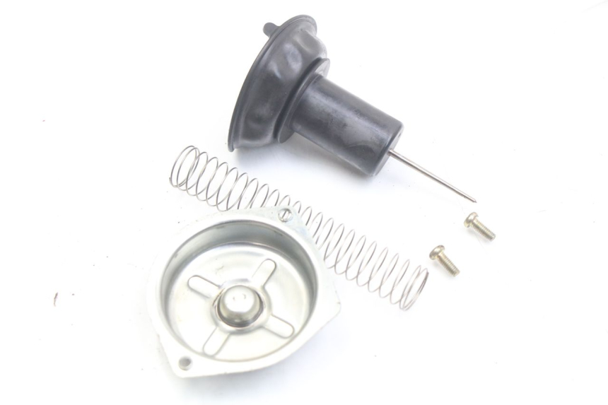 photo de GAŹNIK PEUGEOT VIVACITY 125 (2010 - 2017) - Widok z bliska