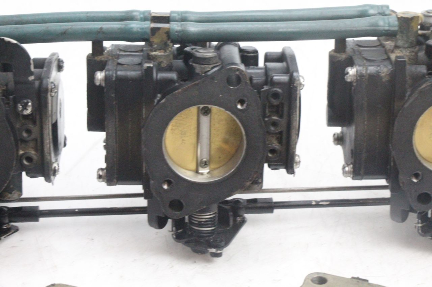 photo de GAŹNIK YAMAHA WAVE RUNNER GP R 1200 (2000 - 2003) - Struktura - zbliżenie