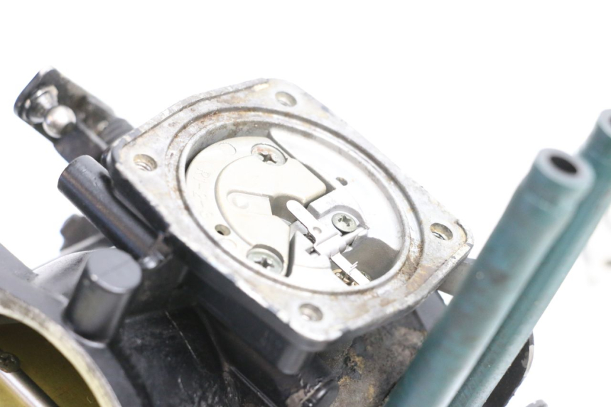 photo de GAŹNIK YAMAHA WAVE RUNNER GP R 1200 (2000 - 2003) - Zbliżenie techniczne