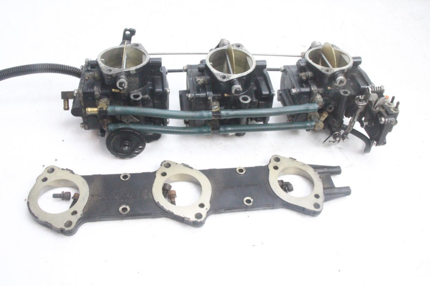 photo de GAŹNIK YAMAHA WAVE RUNNER GP R 1200 (2000 - 2003) - Część sprawdzona