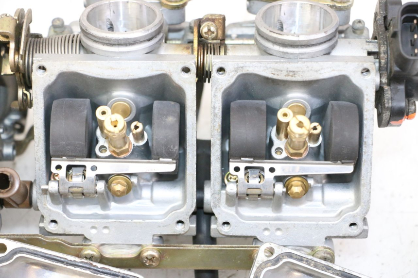 photo de GAŹNIK YAMAHA XJN DIVERSION 600 (2000 - 2003) - Część sprawdzona