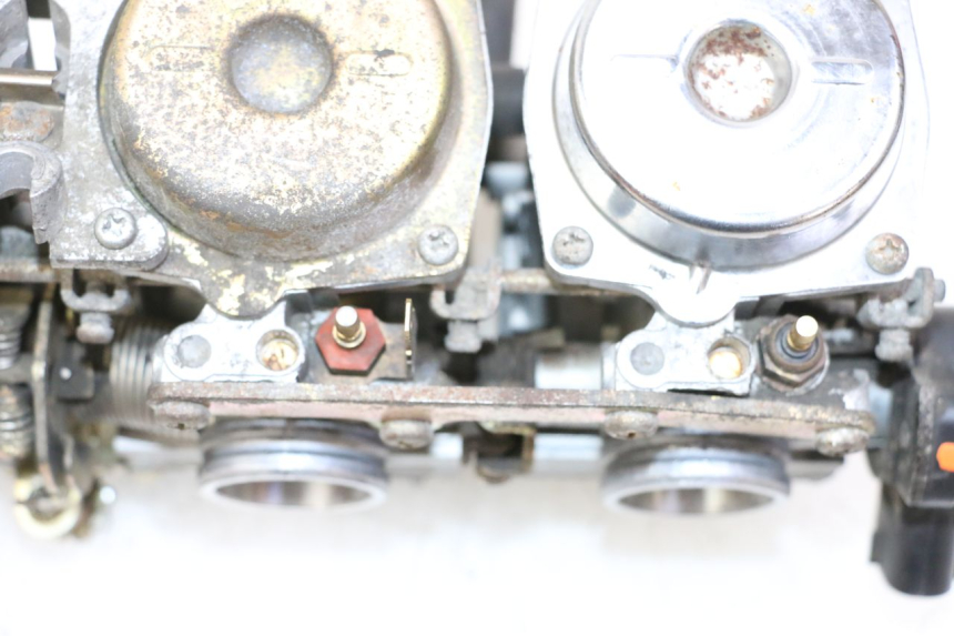 photo de GAŹNIK YAMAHA XJN DIVERSION 600 (2000 - 2003) - Inny kąt widzenia