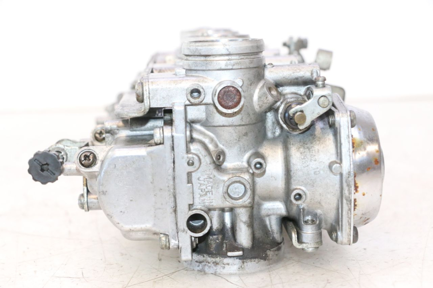 photo de GAŹNIK YAMAHA XJR 1300 (1998 - 2002) - Szczegóły charakterystyczne