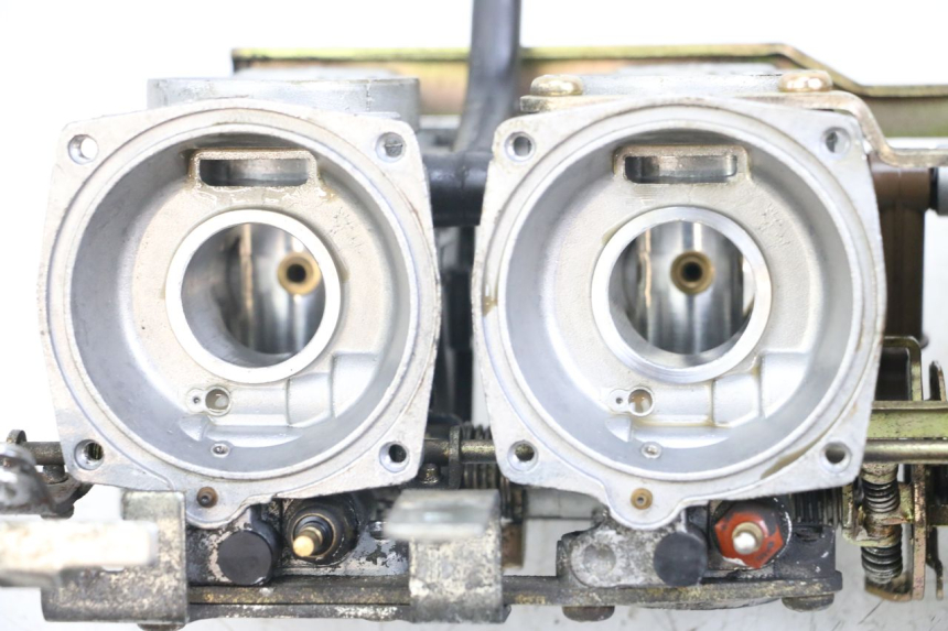 photo de GAŹNIK YAMAHA XJS DIVERSION 600 (1997 - 1999) - Zbliżenie techniczne