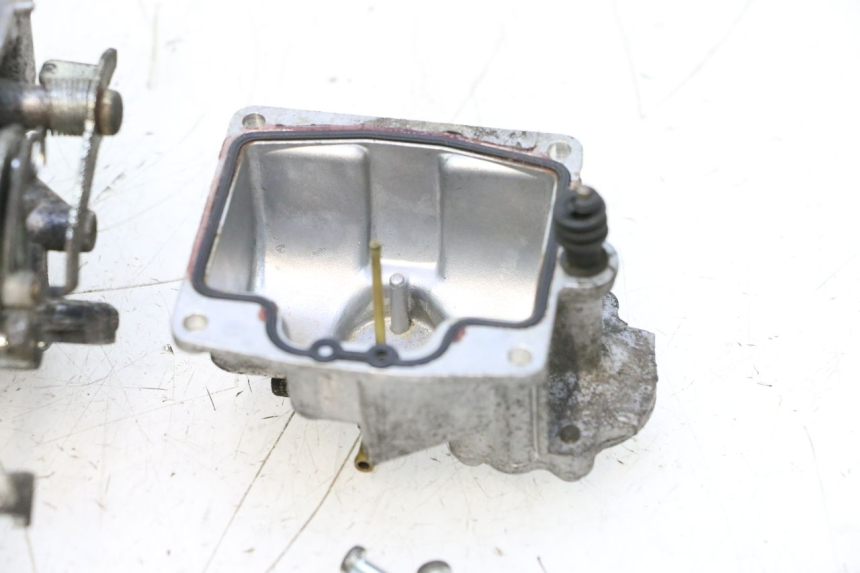 photo de GAŹNIK YAMAHA YP MAJESTY 125 (1998 - 2001) - Oznaczenia i referencje