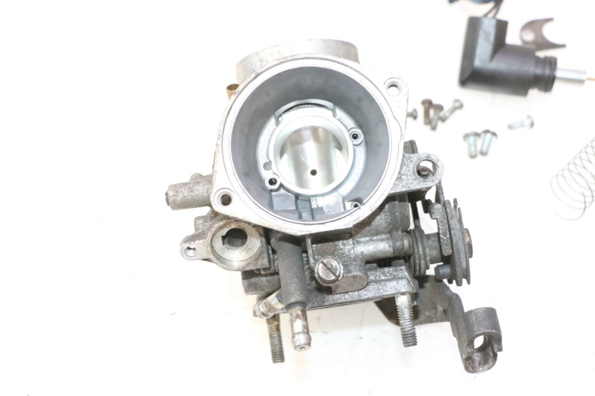 photo de GAŹNIK YAMAHA YP MAJESTY 125 (2002 - 2006) - Alternatywny kąt