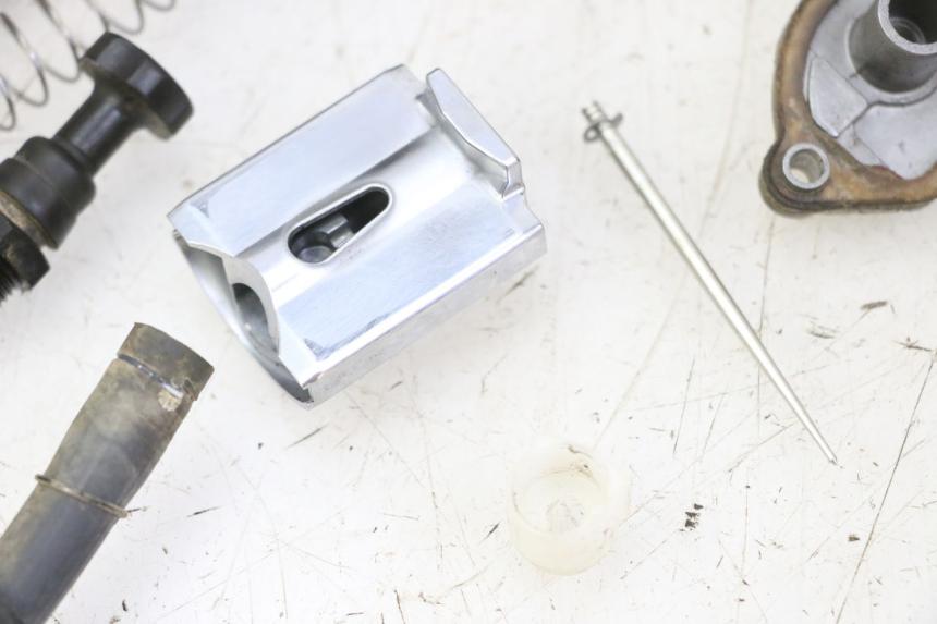 photo de GAŹNIK YAMAHA YZ 85 (2022 - 2025) - Zbliżenie komponentów