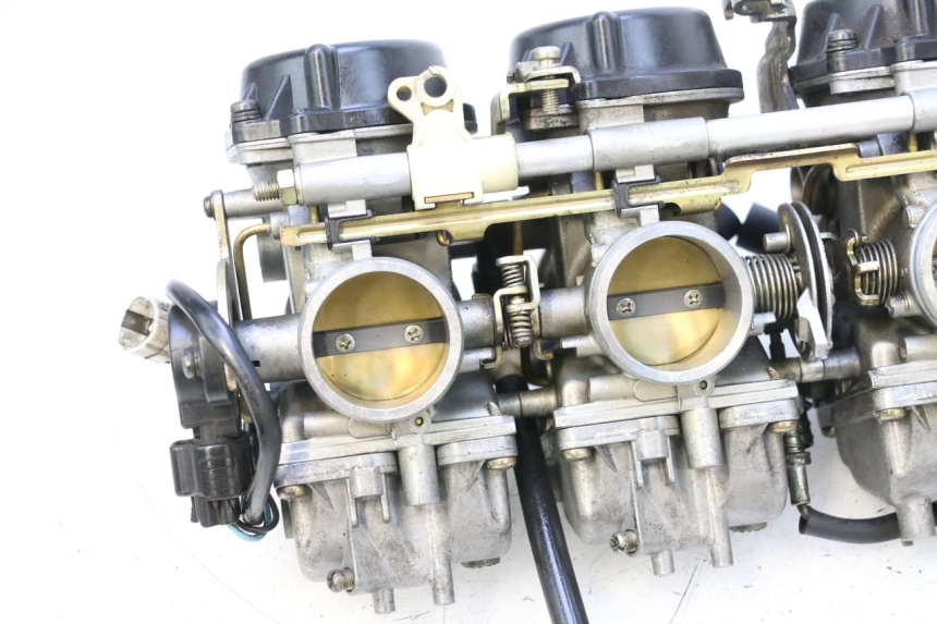 photo de GAŹNIK YAMAHA YZF R GENESIS 750 (1993 - 1998) - Oznaczenia i referencje