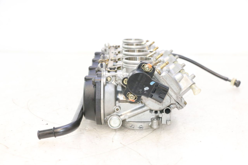 photo de GAŹNIK KAWASAKI ZX-6R ZX6R 600 (2000 - 2002) - Zbliżenie komponentów