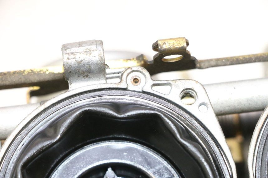 photo de GAŹNIK KAWASAKI ZX-6R ZX6R 600 (2000 - 2002) - Zoom jakości
