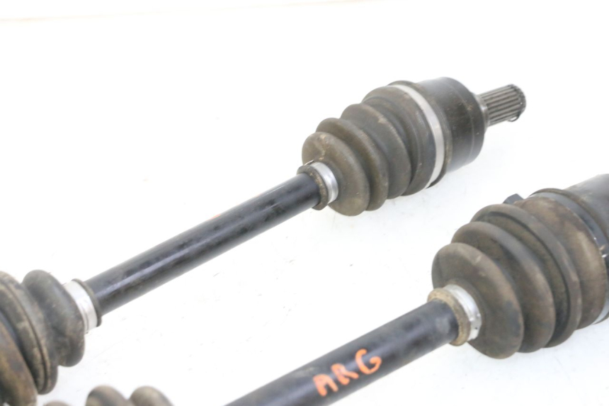 photo de WAŁ NAPĘDOWY TYLNY YAMAHA YFM GRIZZLY 550 (2008 - 2015) - Stan powierzchni