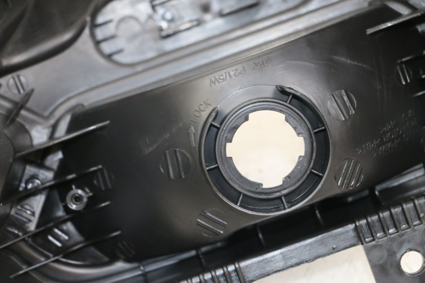 photo de OSŁONA TYLNA DAELIM A-FOUR 2T 50 (2005 - 2012) - Inny kąt widzenia