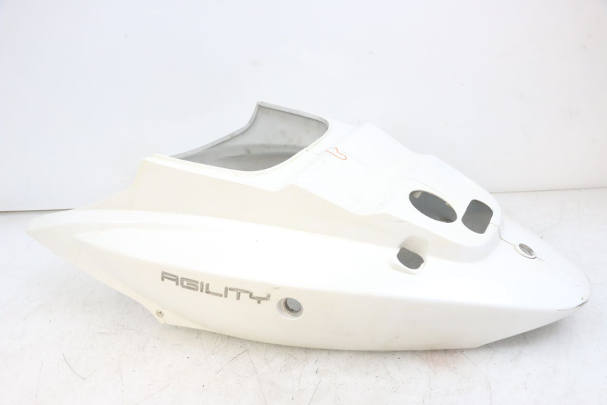 photo de OSŁONA TYLNA KYMCO AGILITY 4T 50 (2018 - 2022) - Struktura - zbliżenie