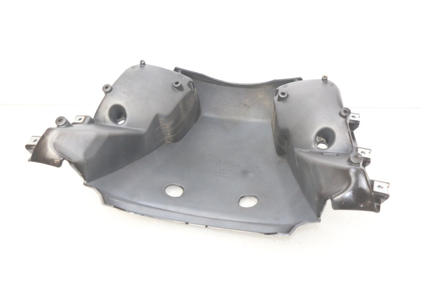 photo de OSŁONA TYLNA APRILIA ATLANTIC 125 (2003 - 2009) - Szczegół części