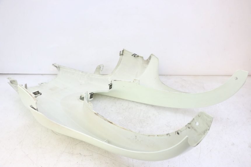 photo de OSŁONA TYLNA BMW C1 125 (2000 - 2003) - Szczegół części