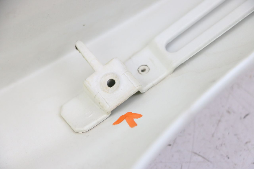 photo de OSŁONA TYLNA BMW C1 125 (2000 - 2003) - Inny kąt widzenia