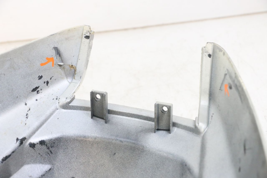 photo de OSŁONA TYLNA MBK BOOSTER SPIRIT 50 (2004 - 2017) - Stan powierzchni