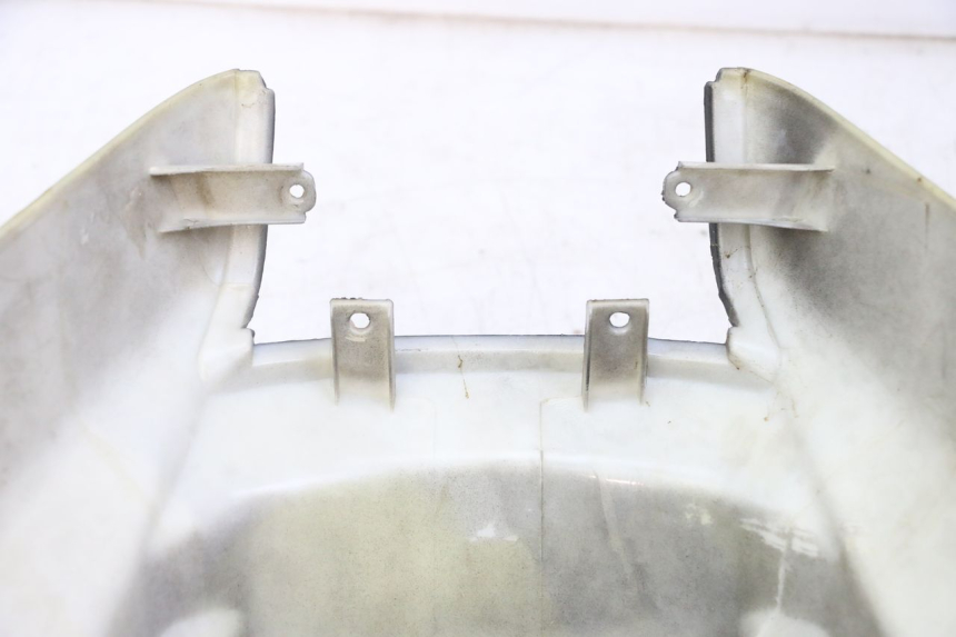 photo de OSŁONA TYLNA MBK BOOSTER SPIRIT NAKED 50 (2004 - 2017) - Zbliżenie techniczne