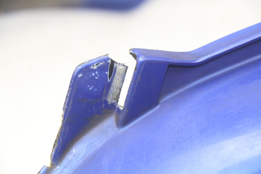 photo de OSŁONA TYLNA HONDA CB 500 (1997 - 2003) - Struktura - zbliżenie