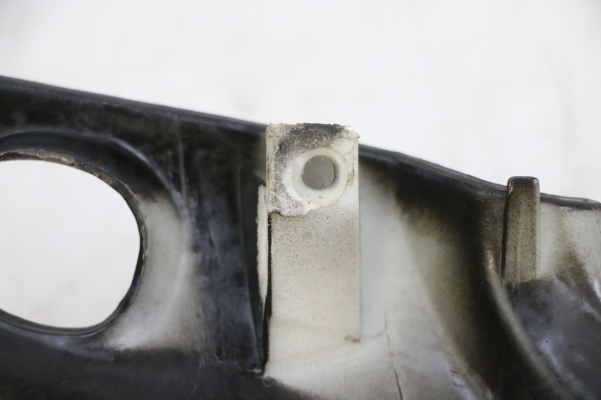 photo de OSŁONA TYLNA LONGJIA DIGITA 4T 50 (2019 - 2022) - Zbliżenie techniczne