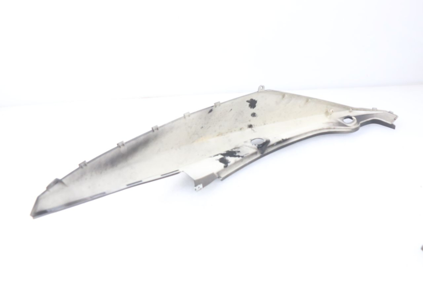 photo de OSŁONA TYLNA JM MOTORS F45i 4T 50 (2020 - 2023) - Zoom stanu zużycia