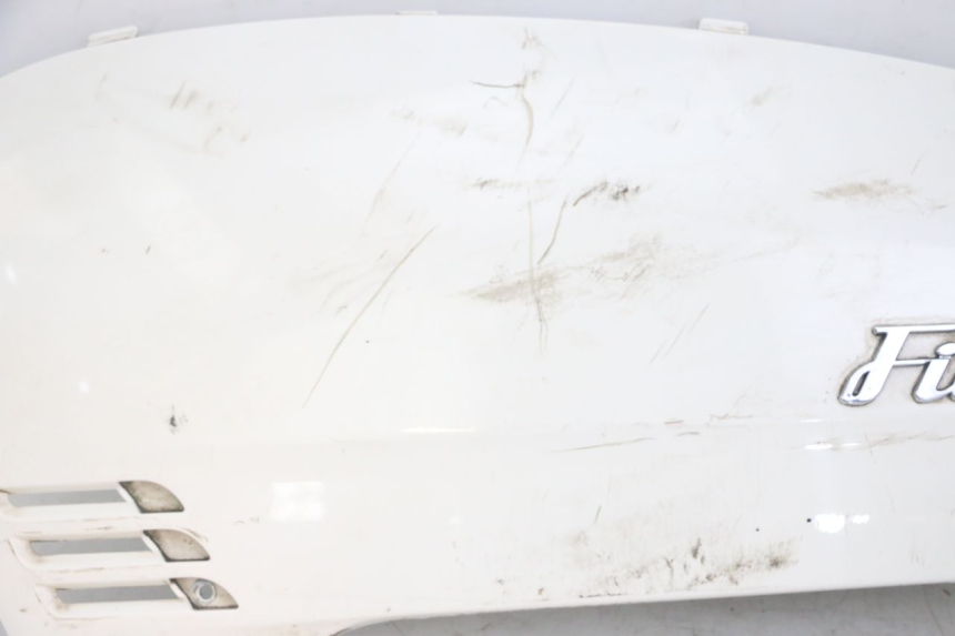 photo de OSŁONA TYLNA SYM FIDDLE 3 III 125 (2014 - 2020) - Struktura - zbliżenie