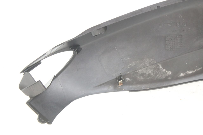 photo de OSŁONA TYLNA PIAGGIO FLY 2T 50 (2004 - 2017) - Zbliżenie techniczne