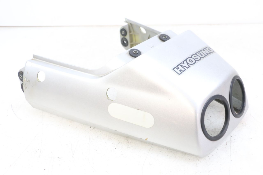 photo de OSŁONA TYLNA HYOSUNG GF 125 (2001 - 2005) - Stan powierzchni