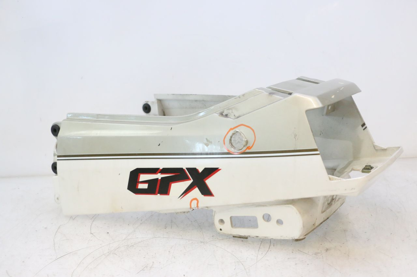 photo de OSŁONA TYLNA KAWASAKI GPX F ZX750F 750 (1986 - 1990) - Widok główny