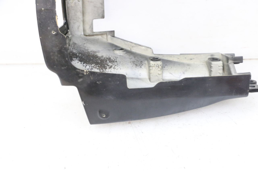 photo de OSŁONA TYLNA KAWASAKI GPZ RX 1000 (1986 - 1988) - Punkty mocowania