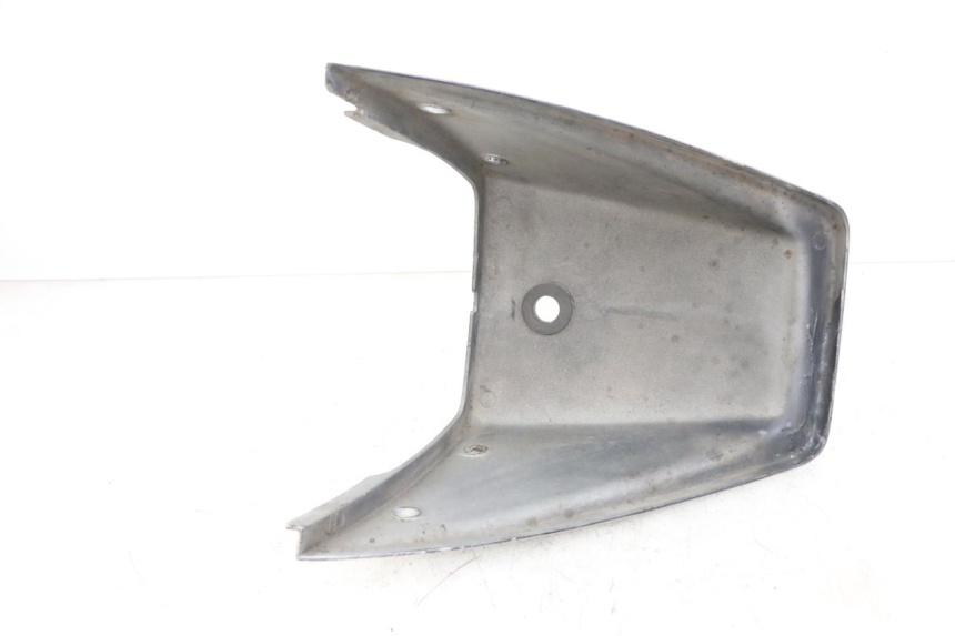 photo de OSŁONA TYLNA SUZUKI GSX E 250 (1982 - 1983) - Zbliżenie techniczne