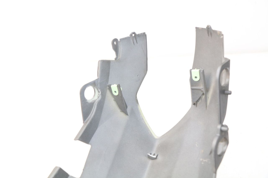 photo de OSŁONA TYLNA PEUGEOT KISBEE 2T 50 (2010 - 2017) - Szczegóły charakterystyczne