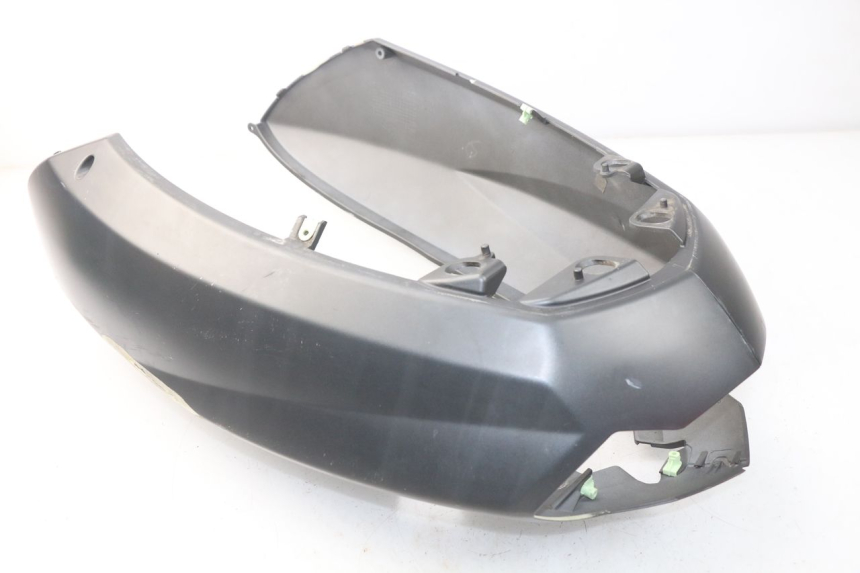 photo de OSŁONA TYLNA PEUGEOT KISBEE 2T 50 (2010 - 2017) - Zoom stanu zużycia