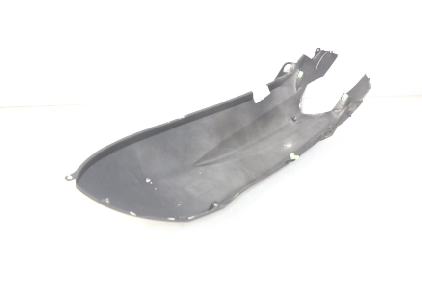 photo de OSŁONA TYLNA PEUGEOT KISBEE 2T 50 (2018 - 2022) - Zbliżenie techniczne