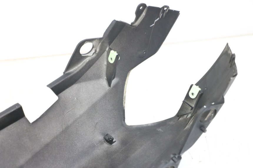 photo de OSŁONA TYLNA PEUGEOT KISBEE 2T 50 (2018 - 2022) - Inny kąt widzenia