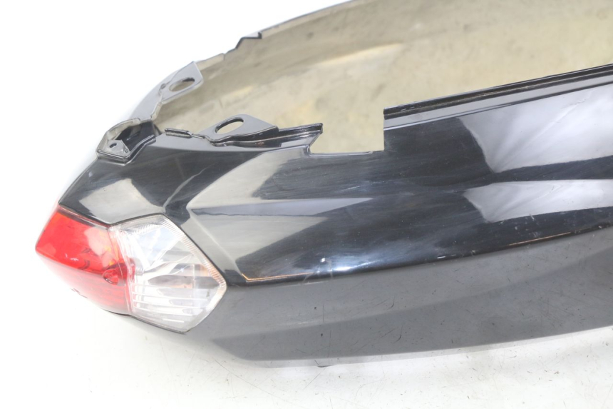 photo de OSŁONA TYLNA PEUGEOT KISBEE 4T 50 (2010 - 2017) - Oznaczenia i referencje