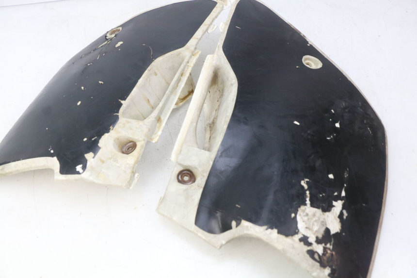 photo de OSŁONA TYLNA KAWASAKI KX 250 (1994 - 1998) - Szczegół części