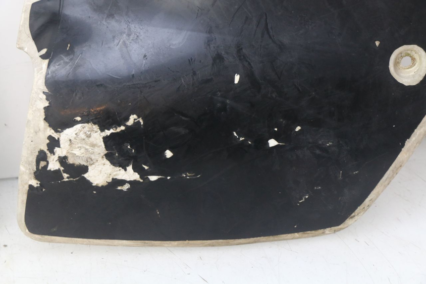 photo de OSŁONA TYLNA KAWASAKI KX 250 (1994 - 1998) - Stan powierzchni