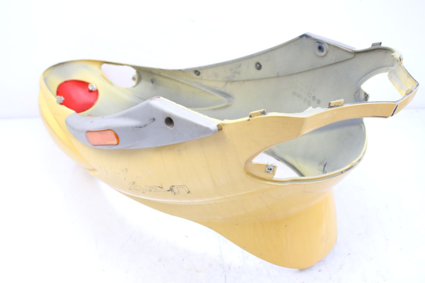 photo de OSŁONA TYLNA PIAGGIO LIBERTY 4T 50 (2004 - 2008) - Inny kąt widzenia