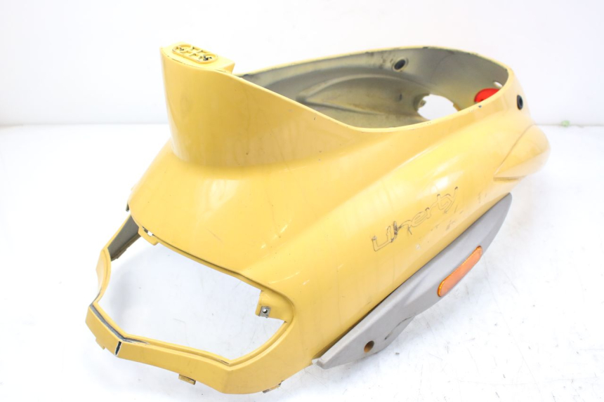 photo de OSŁONA TYLNA PIAGGIO LIBERTY 4T 50 (2004 - 2008) - Część sprawdzona